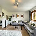Lake Family And Group Apartments