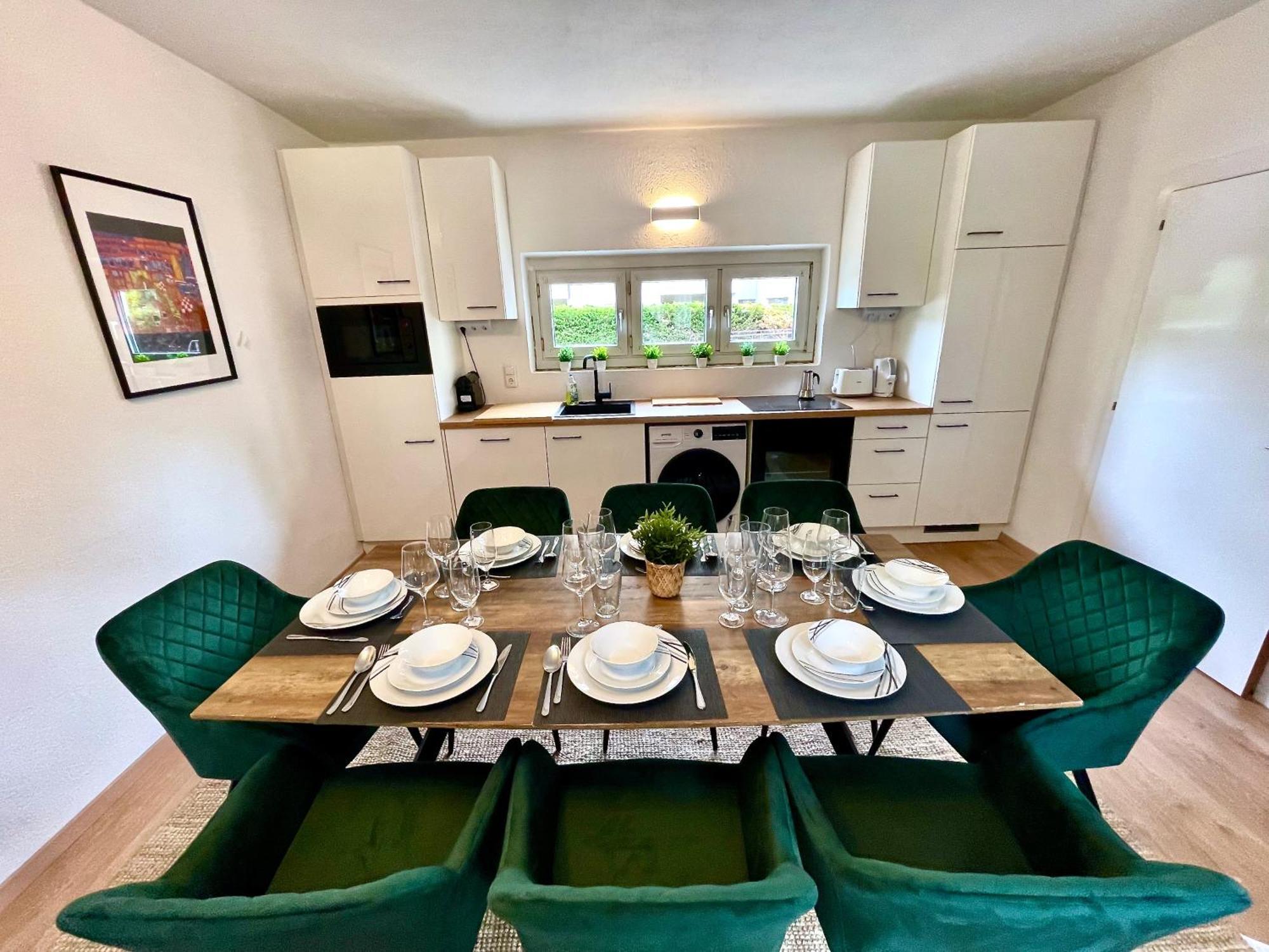 Family And Group Apartment *